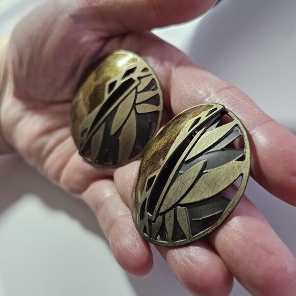 **Final Sale** Edgar Berebi Vintage Shimmery Earth Tone Enamel Round Earrings - Picture 2 of 12